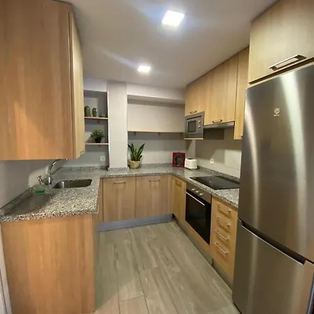Iii Junto A Plaza Mayor Apartment