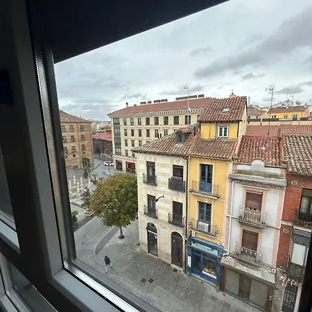 Iii Junto A Plaza Mayor Apartment *