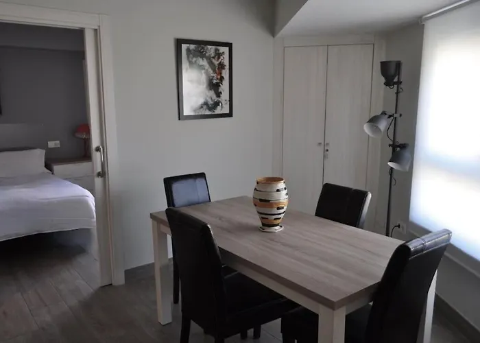 Iii Junto A Plaza Mayor * 살라망카